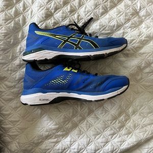 Mens ASICS running shoes sz 8.5